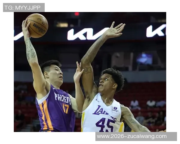 托马斯三分不中曾凡博反篮未能及时得分比赛悬念再起