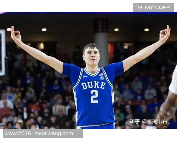 NCAA季前赛明年状元热门达林彼得森上半场狂砍24分全场贡献26分表现抢眼