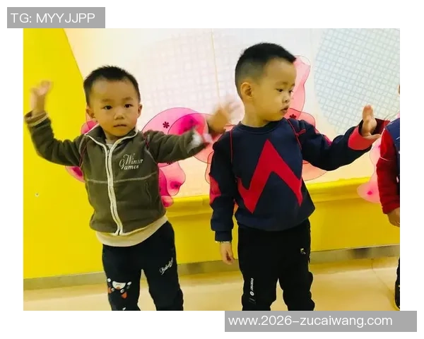 米奇谈文班先发问题强调需从球队最佳利益出发进行抉择 米奇谈文班先发问题强调需从球队最佳利益出发进行抉择